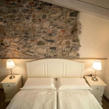 Garni Gianmartin Hotel Limone sul Garda Ngoại thất bức ảnh