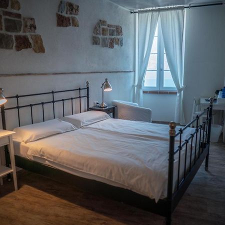 Garni Gianmartin Hotel Limone sul Garda Ngoại thất bức ảnh