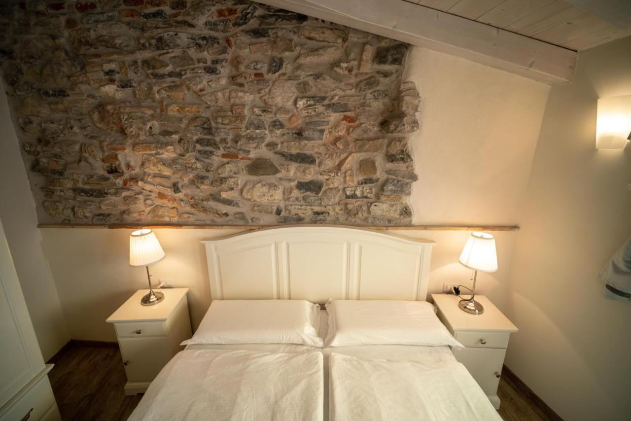 Garni Gianmartin Hotel Limone sul Garda Ngoại thất bức ảnh
