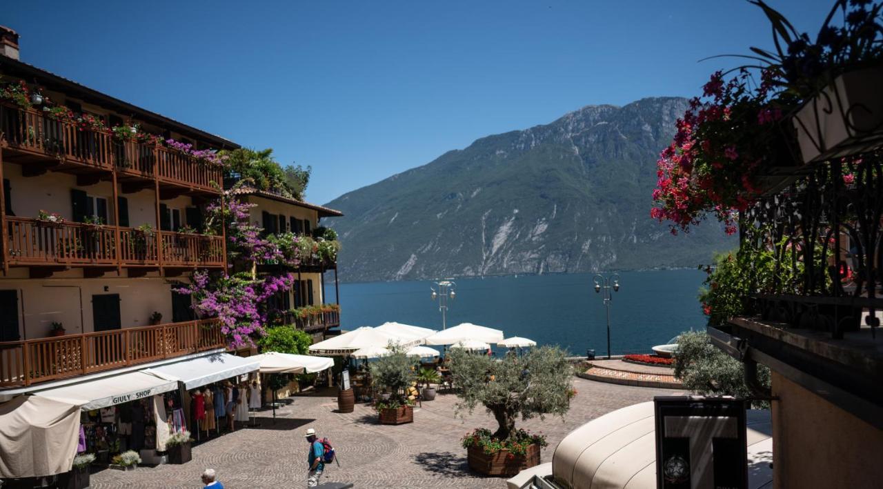 Garni Gianmartin Hotel Limone sul Garda Ngoại thất bức ảnh