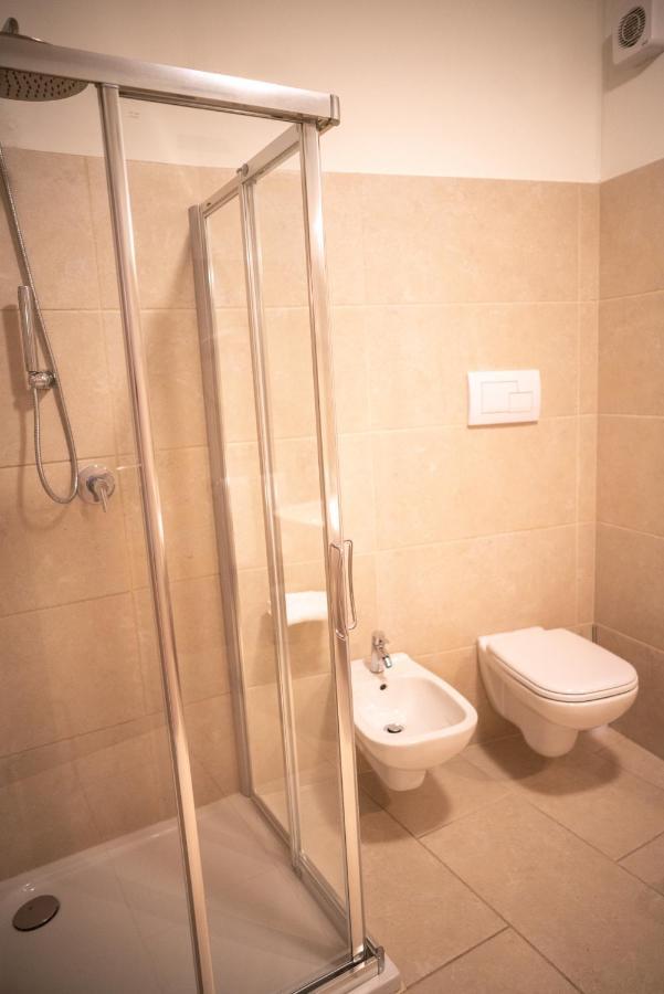 Garni Gianmartin Hotel Limone sul Garda Ngoại thất bức ảnh