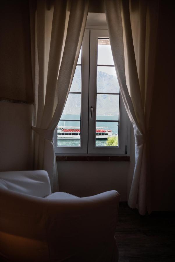 Garni Gianmartin Hotel Limone sul Garda Ngoại thất bức ảnh
