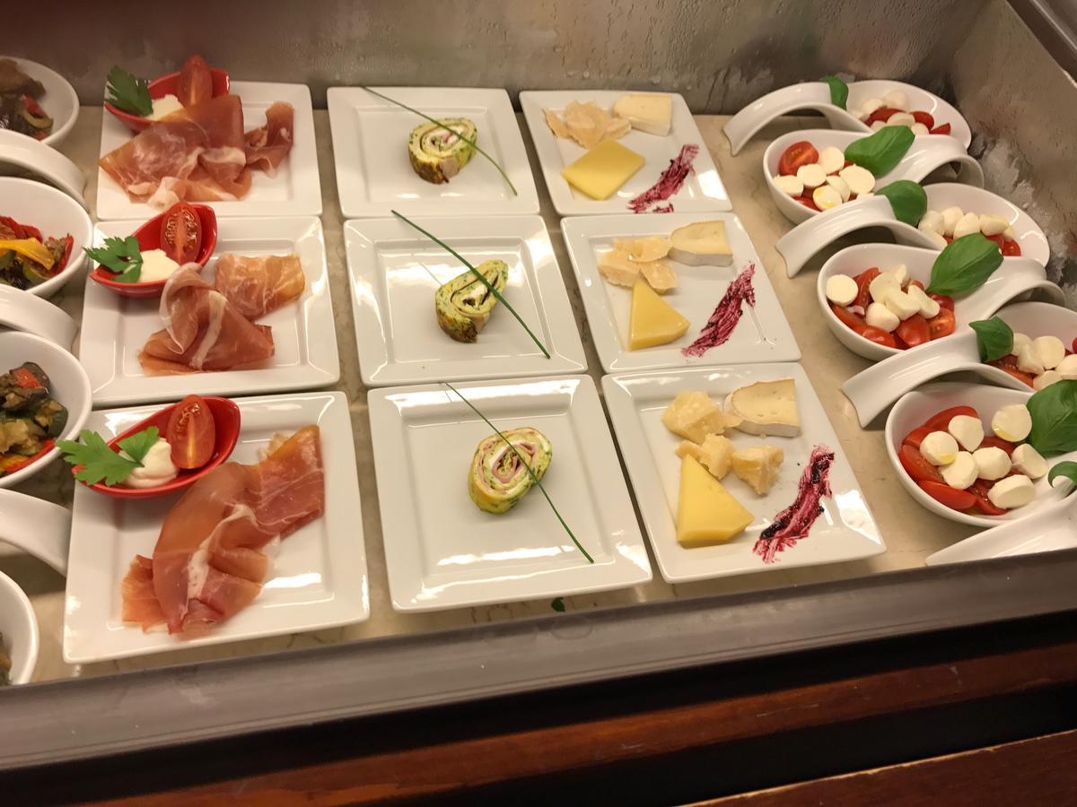 Garni Gianmartin Hotel Limone sul Garda Ngoại thất bức ảnh